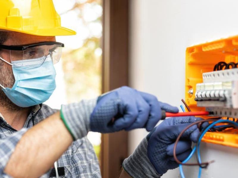 Electricians & Sacramento Electrical Contractors