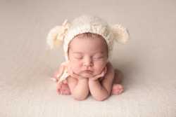 Sacramento Newborn Photographers for Maternity & Baby Photography
